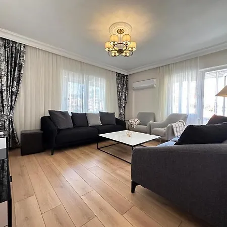 Apartament Extraordinar Situat In Inima Falezei Nord Apartment *
